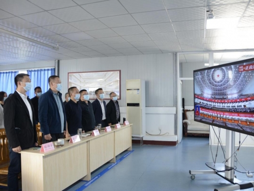 成都市龙泉驿区中医医院党委 组织集中收看党的二十大开幕会